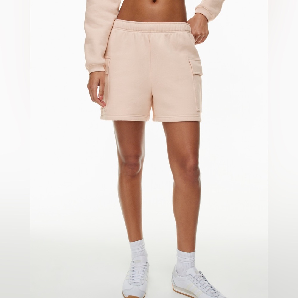 Aritzia Cream Bermuda Shorts Relaxed Fit
